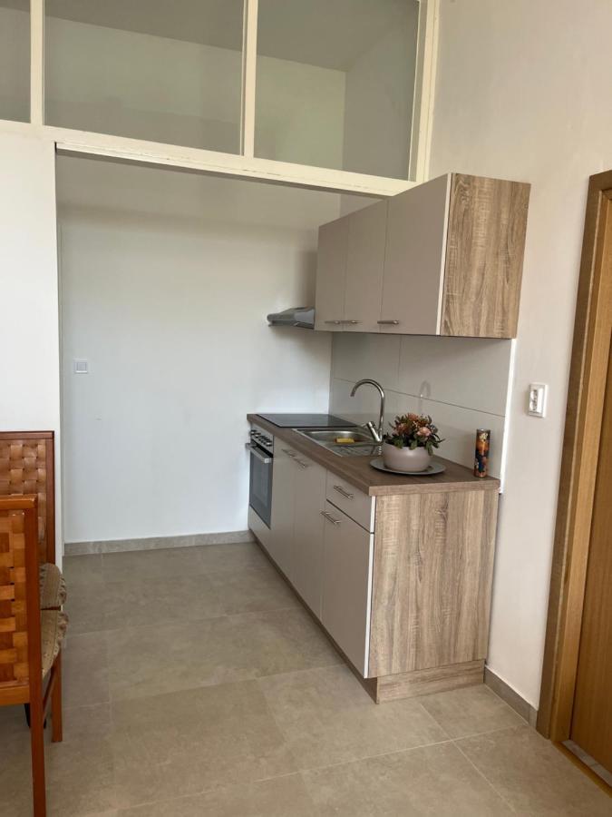 Apartment Kairos Трогир Екстериор снимка